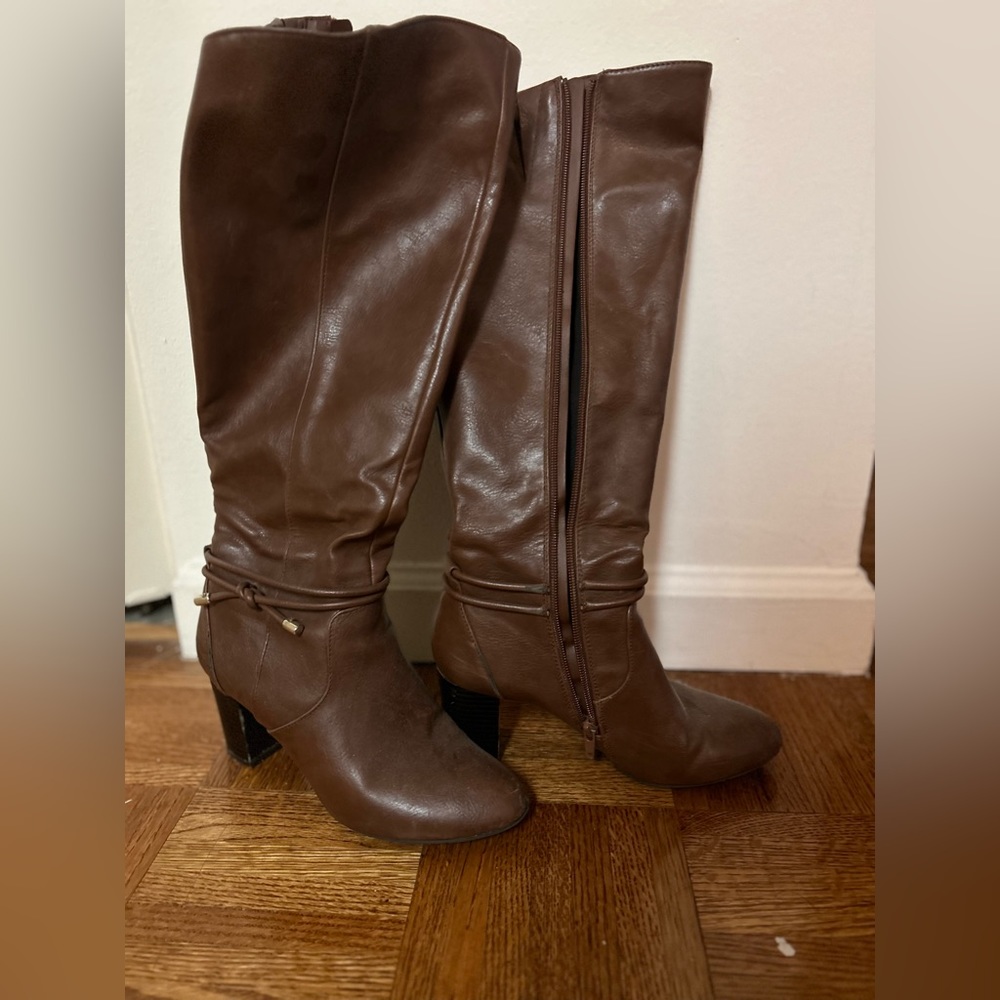 Alfani knee high boots, size 7 brown
